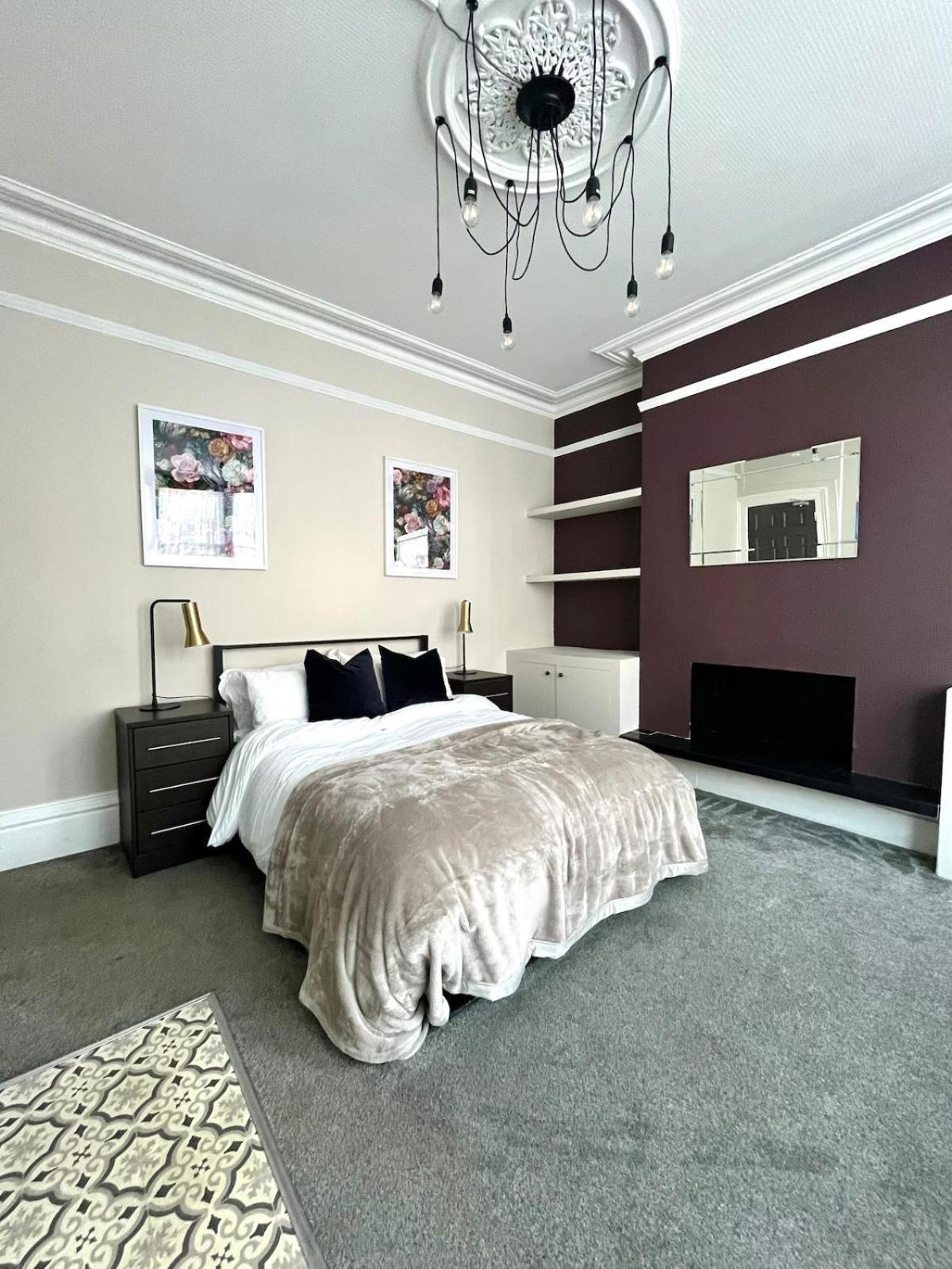 Stylish Home From Home In Derby - Great For Contractors, Groups & Families With Free Parking Eksteriør bilde